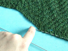 Pendean Weaving in the Blocking Wire