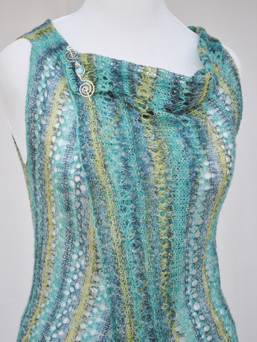 knit vest with pin 1