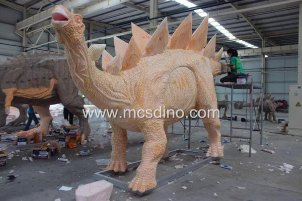 carving animatronic dinosaur