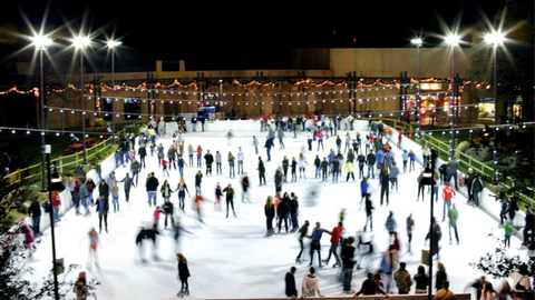 Outdoor skating and synchronized skating performances