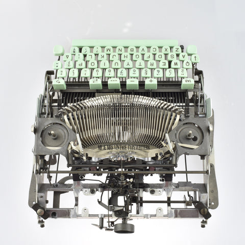 Hermes 3000 Typewriter carriage removed 