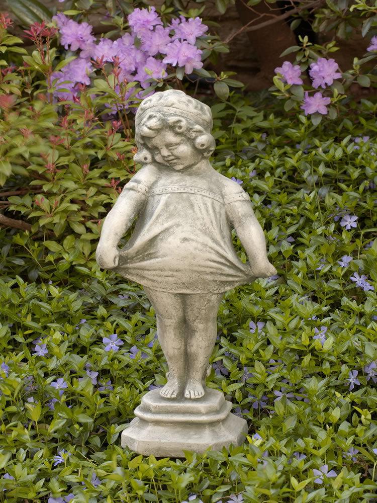 Concrete Figurine Children Garden Statuary for Patio and Lawn: Campania