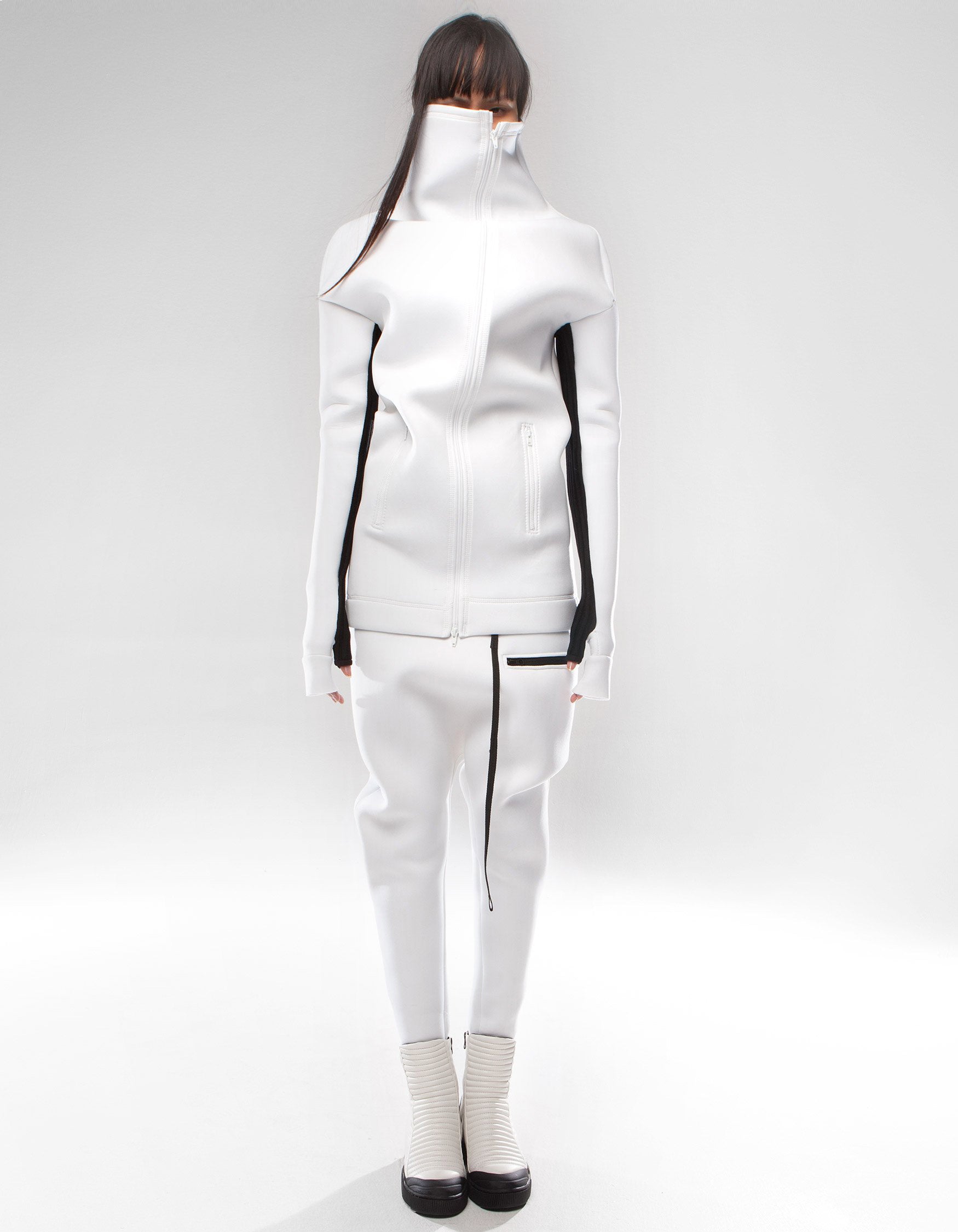 NEO JACKET WHITE HOLE W