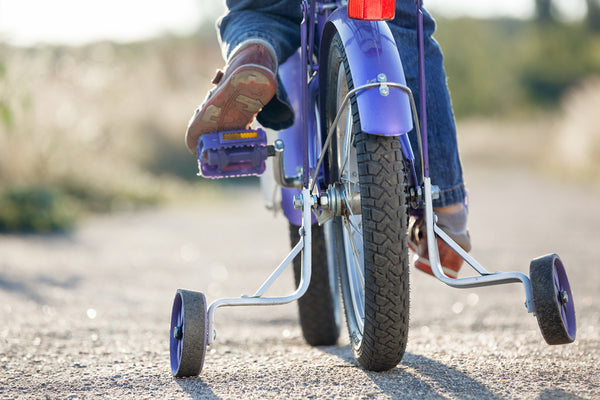 bike with stabilisers or training wheels