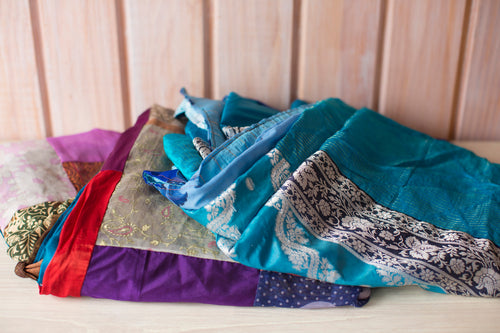 Picnic Blankets - Sari