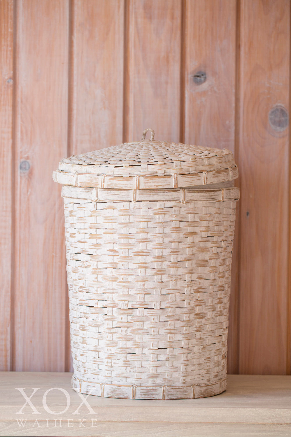 White baskets - 2 sizes