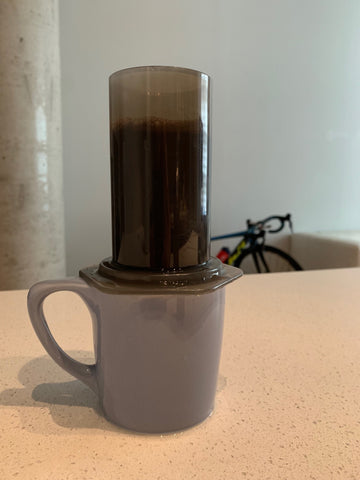 Brewing Coffee in AeroPress into a notNeutral LINO mug