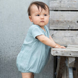 vêtements en coton bio pour bébés par Serendipity Organics, Arbre Bleu