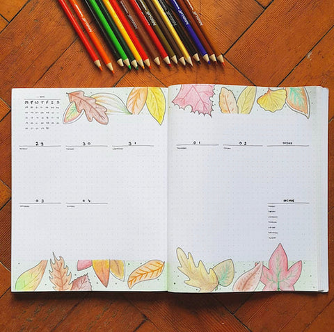 Fall Bullet Journal Weekly Layout- Make your bujo beautiful this fall with inspiration from these 15 fall bullet journals! There are so many beautiful autumn-themed weekly spreads, trackers, and more to try! | autumn bullet journal pages, fall planner ideas, #bulletJournal #bujo #bulletJournalLayout #planner #DigitalDownloadShop