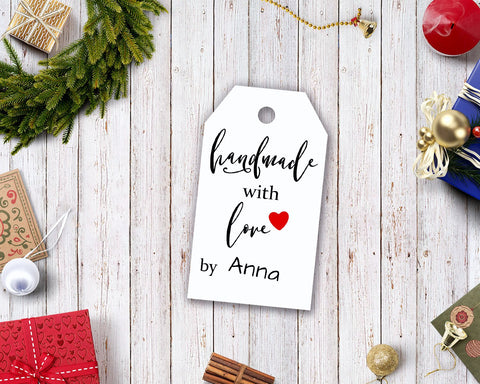 Free Printable Handmade Present Gift Tags- If you're looking for last minute Christmas decor, greeting cards, or gift tags, don't bother with the stores or online shopping. Instead, check out these 25 free Christmas printables! | Christmas wall art printables, printable gift tags, holiday printables, kids activities, #freePrintables #Christmas #DigitalDownloadShop