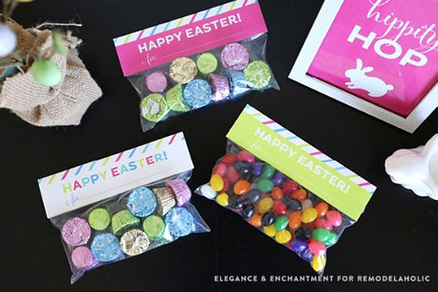 Happy Easter Free Printable Treat Bag Toppers- Make your Easter favors and candy gifts look egg-stra cute this year with some of these adorable free printable Easter treat bag toppers! | Easter party favors, Easter printable, #freePrintables #printable #Easter #treatBags #DigitalDownloadShop