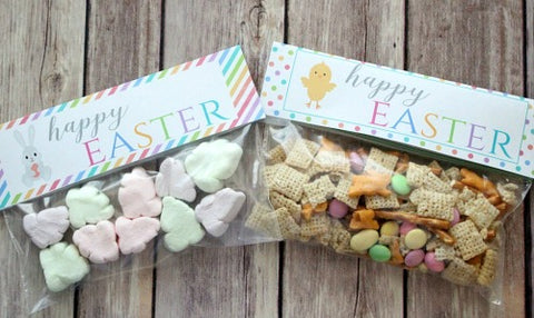 Bunnies and Chicks Free Printable Easter Treat Bag Toppers- Make your Easter favors and candy gifts look egg-stra cute this year with some of these adorable free printable Easter treat bag toppers! | Easter party favors, Easter printable, #freePrintables #printable #Easter #treatBags #DigitalDownloadShop