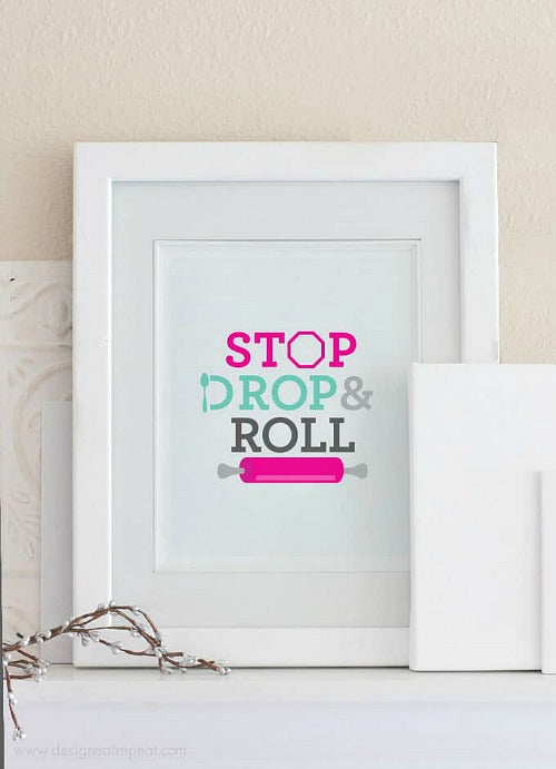 10 Gorgeous Kitchen Printables You Need to Print- Printables are an easy and inexpensive way to update your kitchen's decor! To help you find the best wall art prints for your kitchen, here are 10 gorgeous kitchen printables you won't want to pass up! Farmhouse style and typography prints included! | art print, dining room, food, cooking, baking, #printable #wallArt #freePrintables #decor