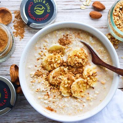 Spices to Detox & Simple Recipes to Kickstart a Healthy 2019 - Easy Overnight Oats