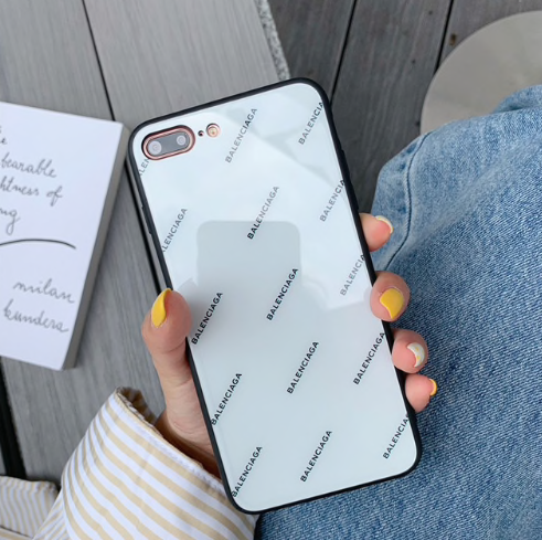 coque iphone 8 plus balenciaga