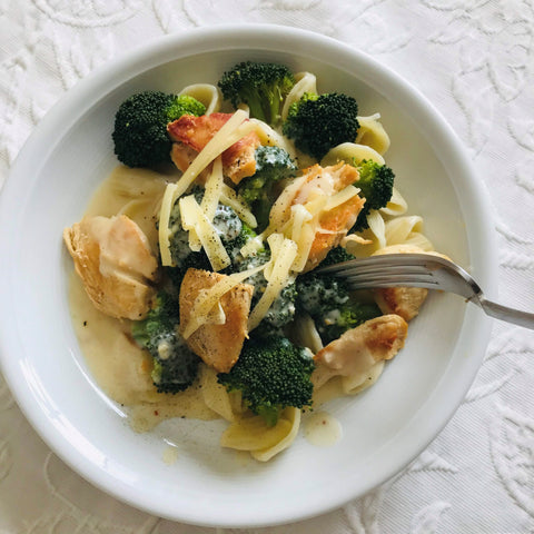 Chicken Alfredao with broccoli and raclette cheese