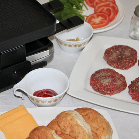 Raclette grill preparation for a raclette burger