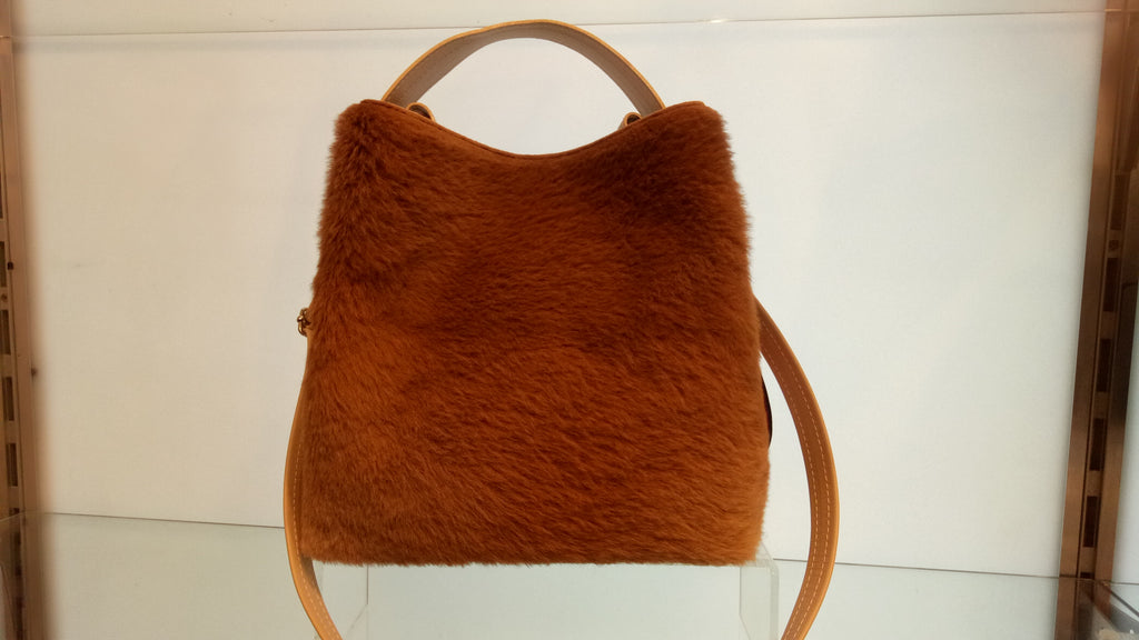 ugg bucket bag