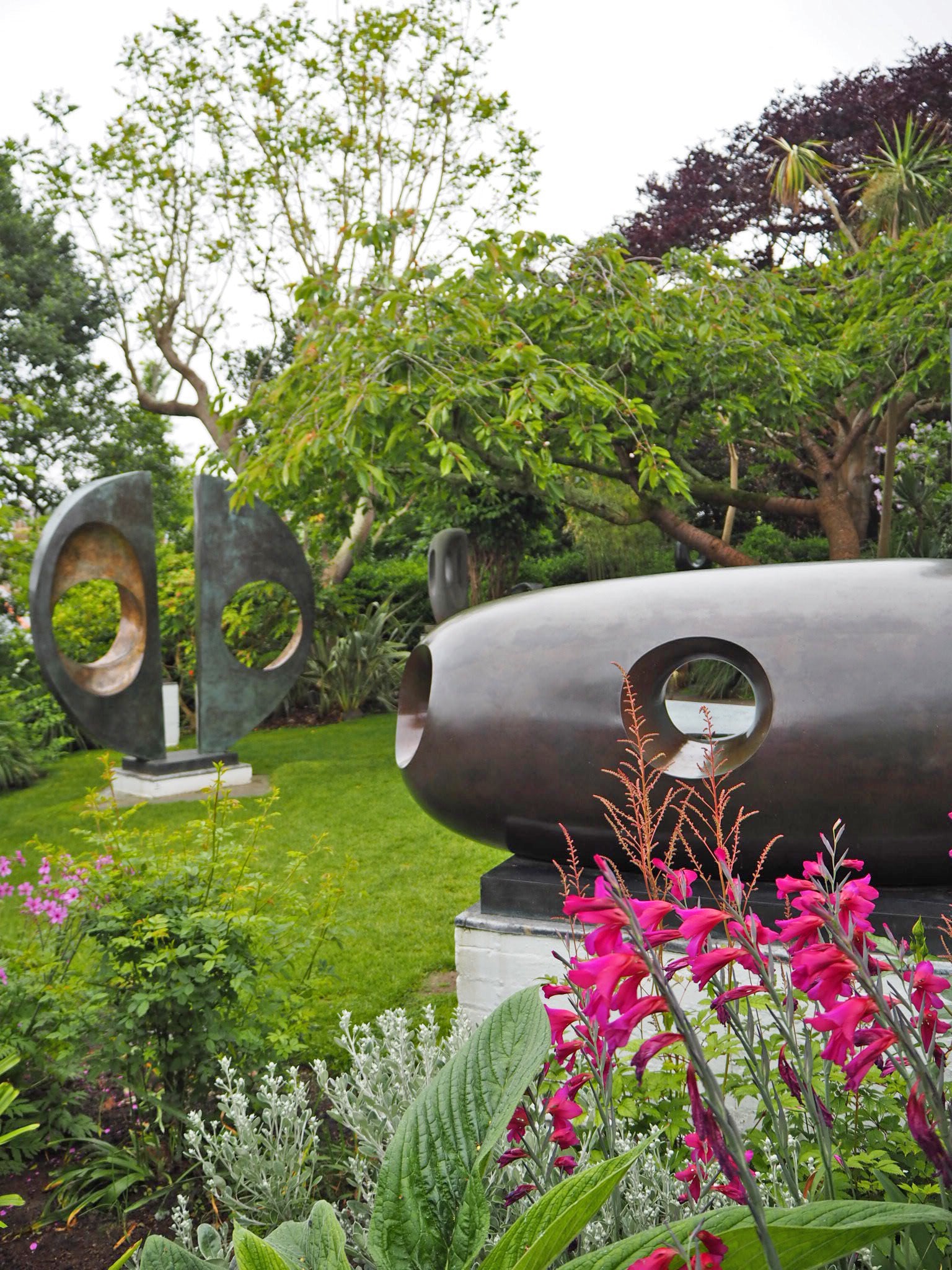 sculpture-garden-st-ives