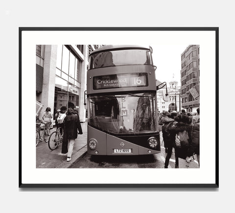 🌴NEW: BUS, VICTORIA STATION 8.3 x 11.7 (A4) PHOTOGRAPHIC PRINT LIMITED EDITION