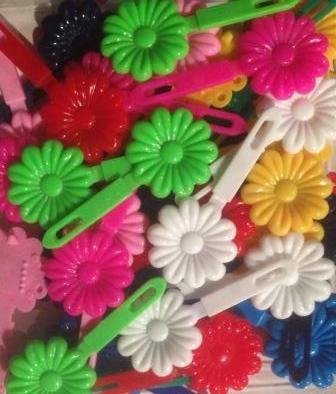 flower barrettes