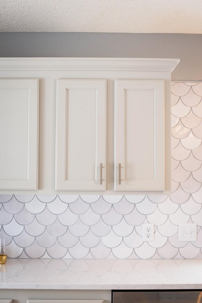 White Moroccan Fish Scale Kitchen Backsplash