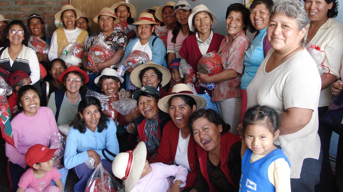 Artisan Knitters Creating Fair Trade Fashion in Peru for Indigenous Designs