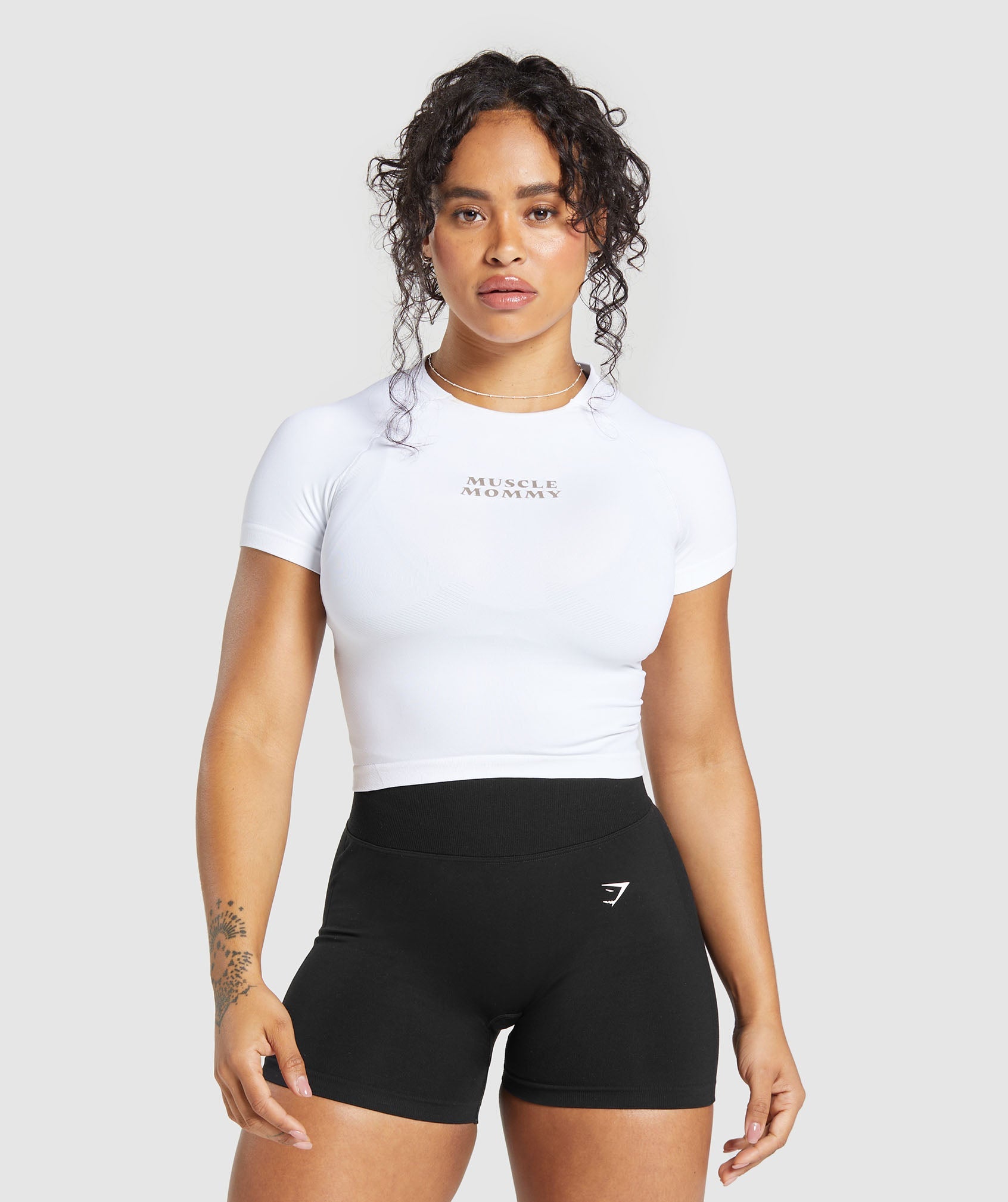 Gymshark Muscle Mommy Graphic Seamless Tee - White