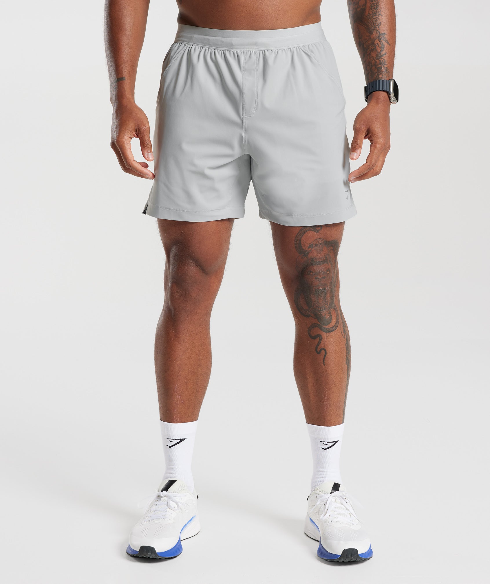 Gymshark Studio 6 Shorts - Light Grey