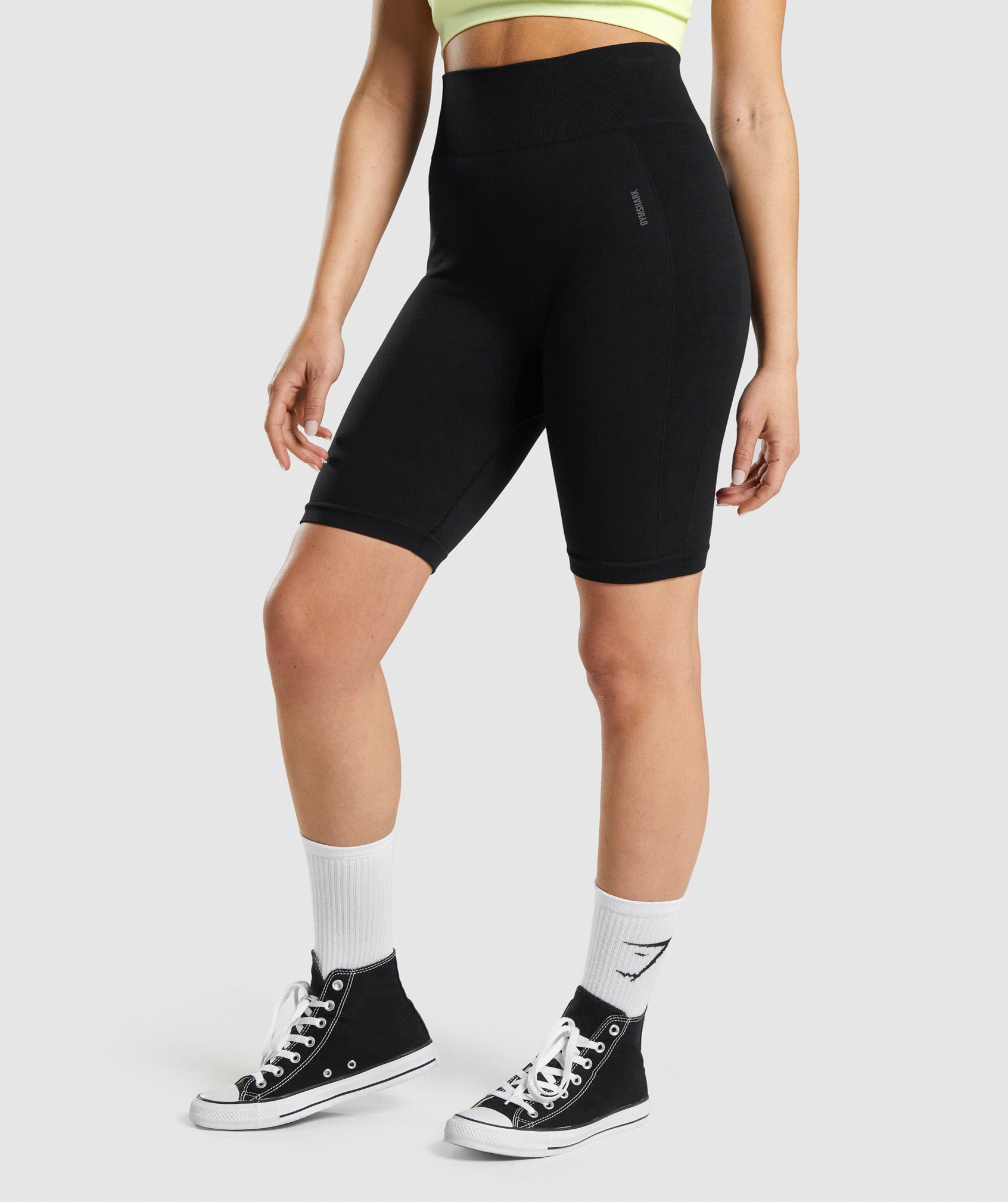 Gymshark Shorts Women XS Black Solid Drawstring Pockets Stretch Lining  Sports