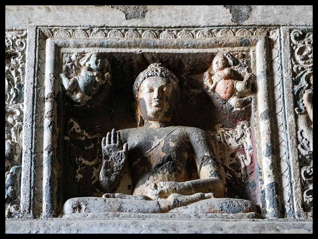 Aoghasiddhi, cave 19 Ajanta