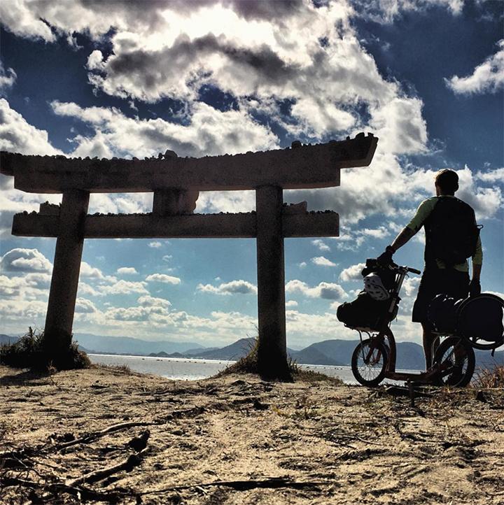 1000 miles solo scooter trip through Japan, dave cornthwaite, adult scooter with big wheels