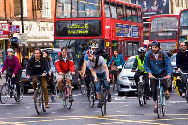 commute in London on bikes, scooters and other urban mobility vehicles