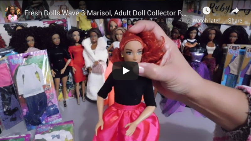 doll collector