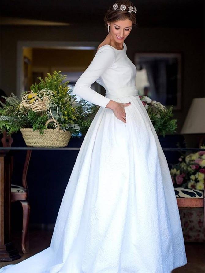 long sleeve backless wedding dress