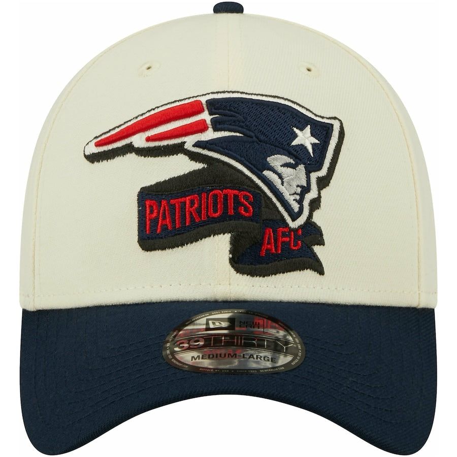 New Era New England Patriots 22 Sideline 39Thirty Cap Chrome White