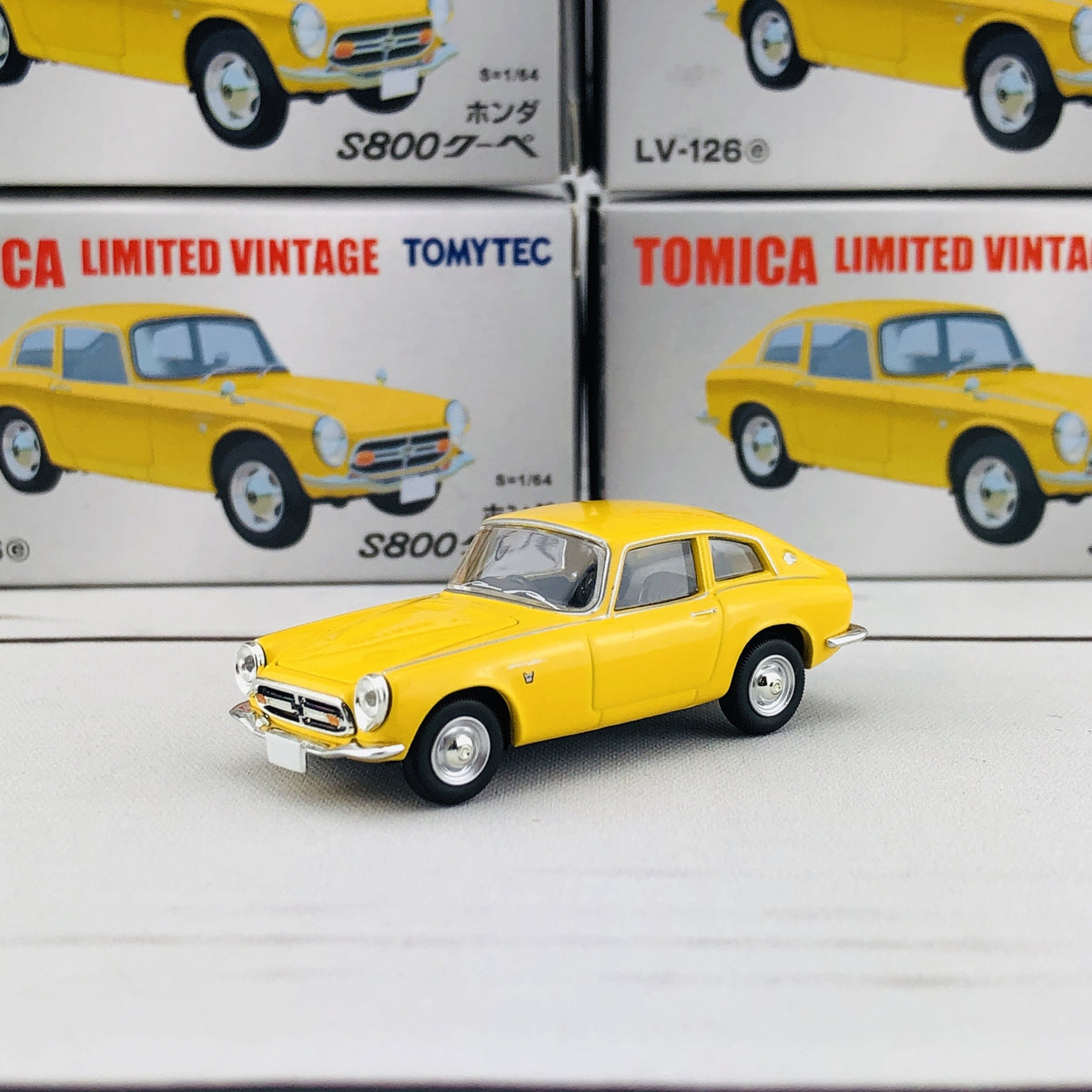 TOMICA LIMITED VINTAGE LV-126e 1//64 Yellow HONDA S800 COUPE