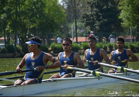 Andres Hernandez in 3 seat of the UNAM quad