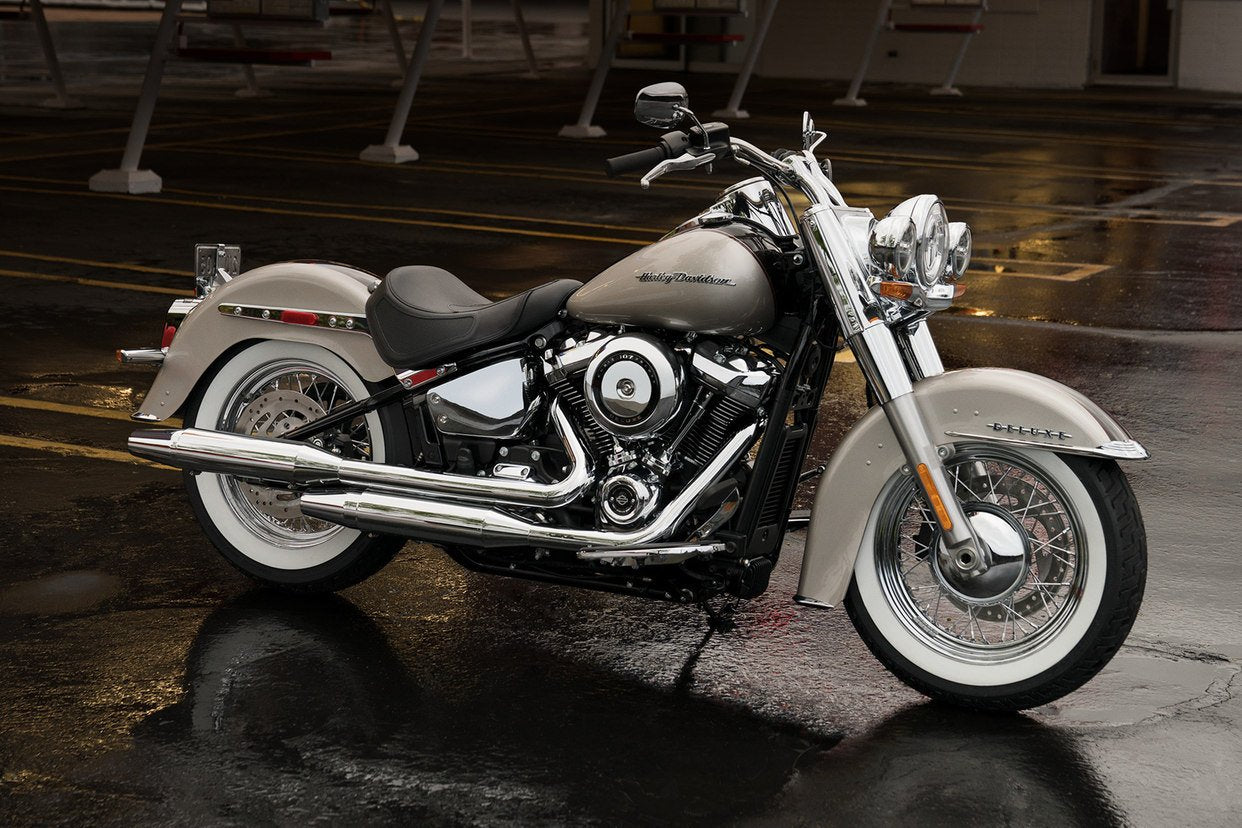 Softail Deluxe image