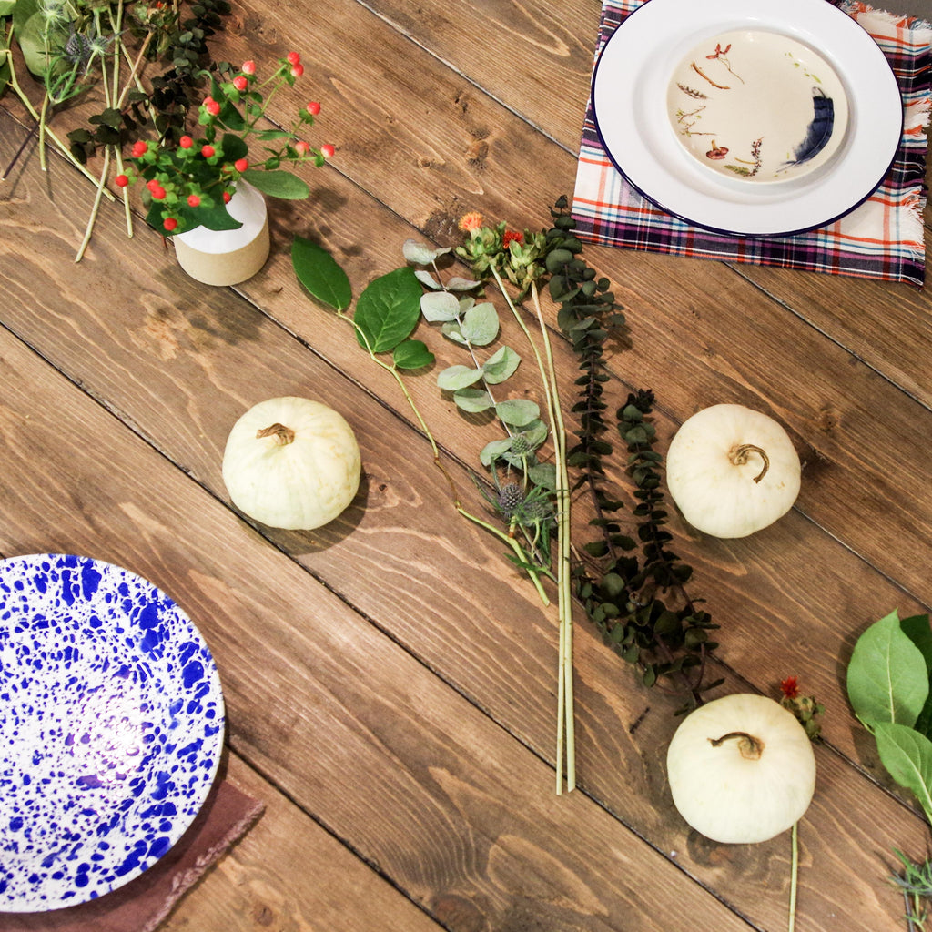 Chic and Easy Thanksgiving Tablescape