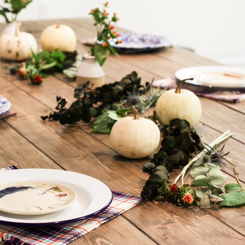 Chic and Easy Thanksgiving Tablescape