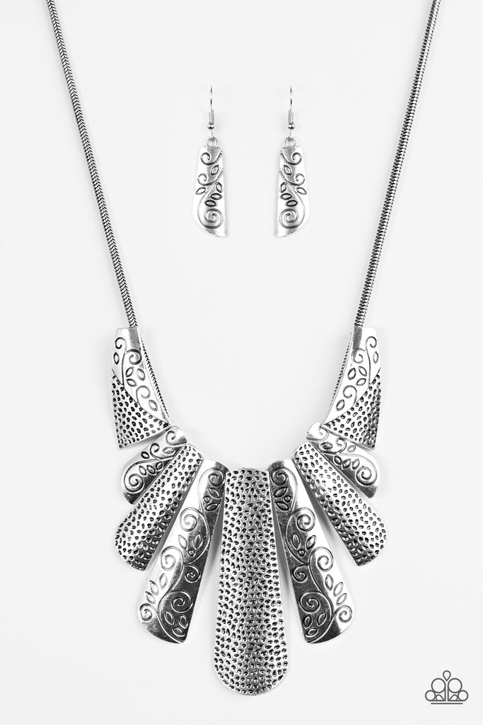 paparazzi untamed silver necklace