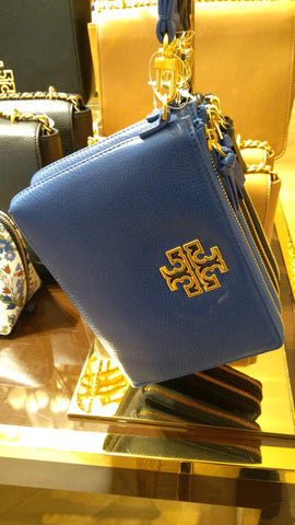 tory burch clutch