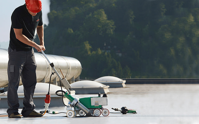 Leister plastic welding with Variamat for roofing applications