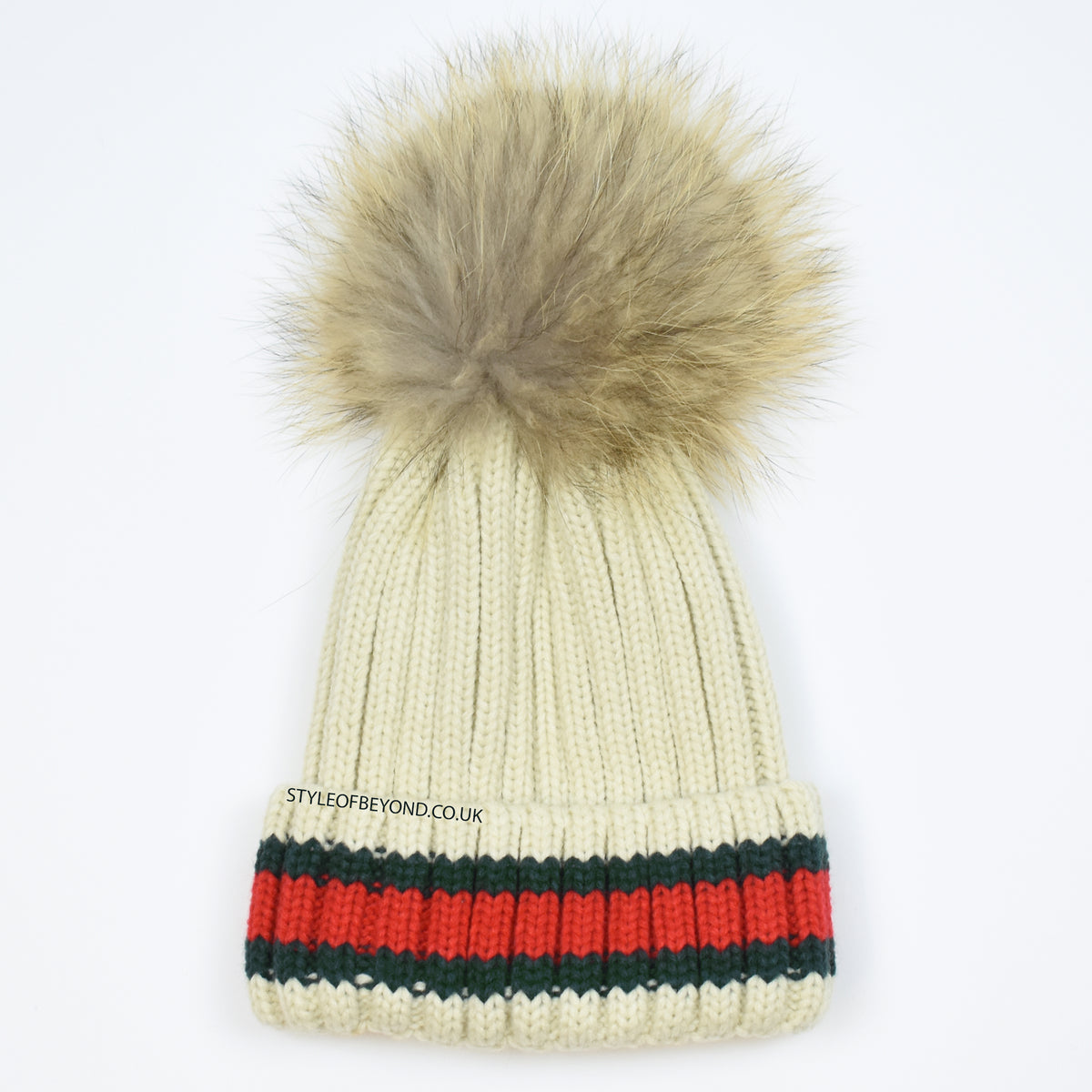 gucci beanie with pom