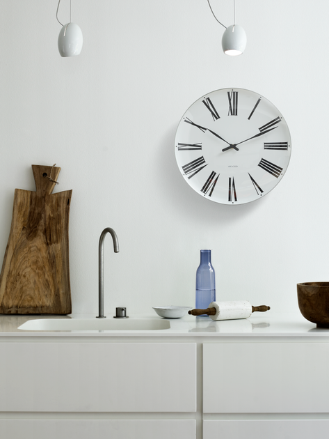 半額SALE☆ ARNE JACOBSEN Wall Clock Roman 290㎜ 掛時計/柱時計