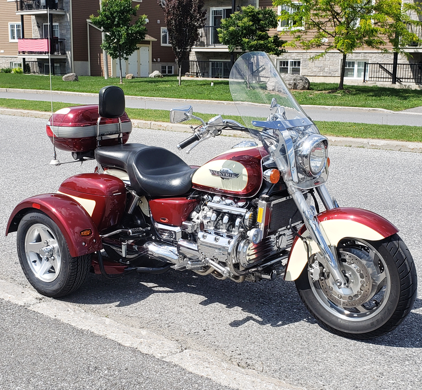 honda valkyrie trike