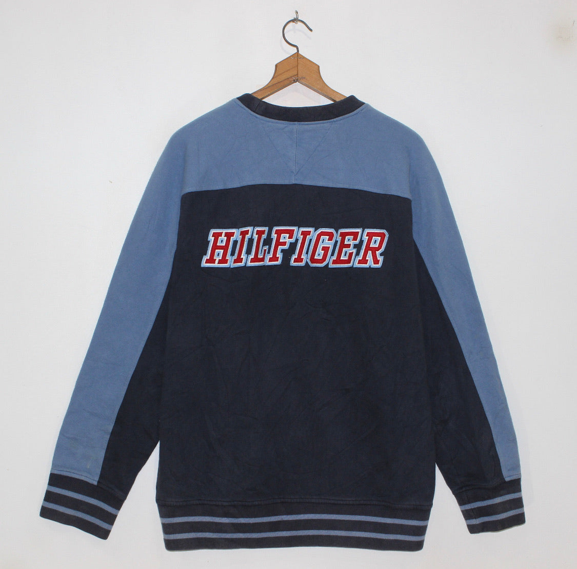 tommy hilfiger sweater vintage