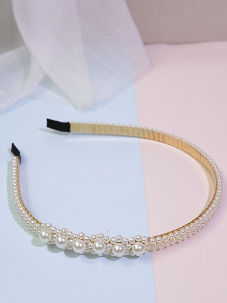 Retro White Pearls Headband