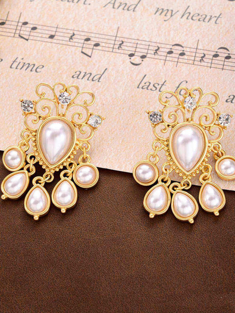 White Pearl Luxurious Rhinestone Earrings